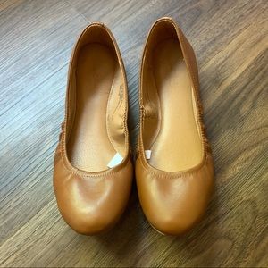 NWOT Universal Thread Brown Flats